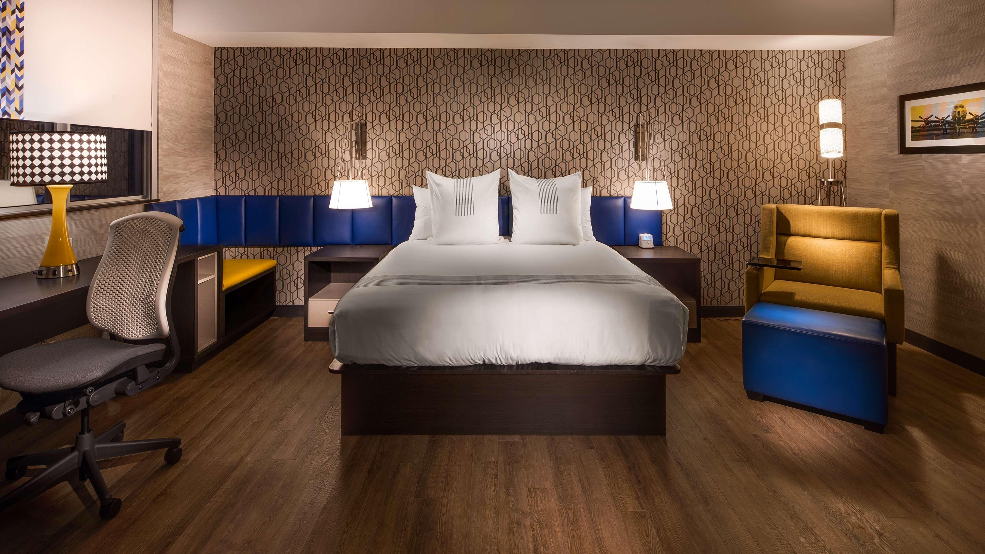 GLō Best Western Kanata Ottawa West Bagian luar foto