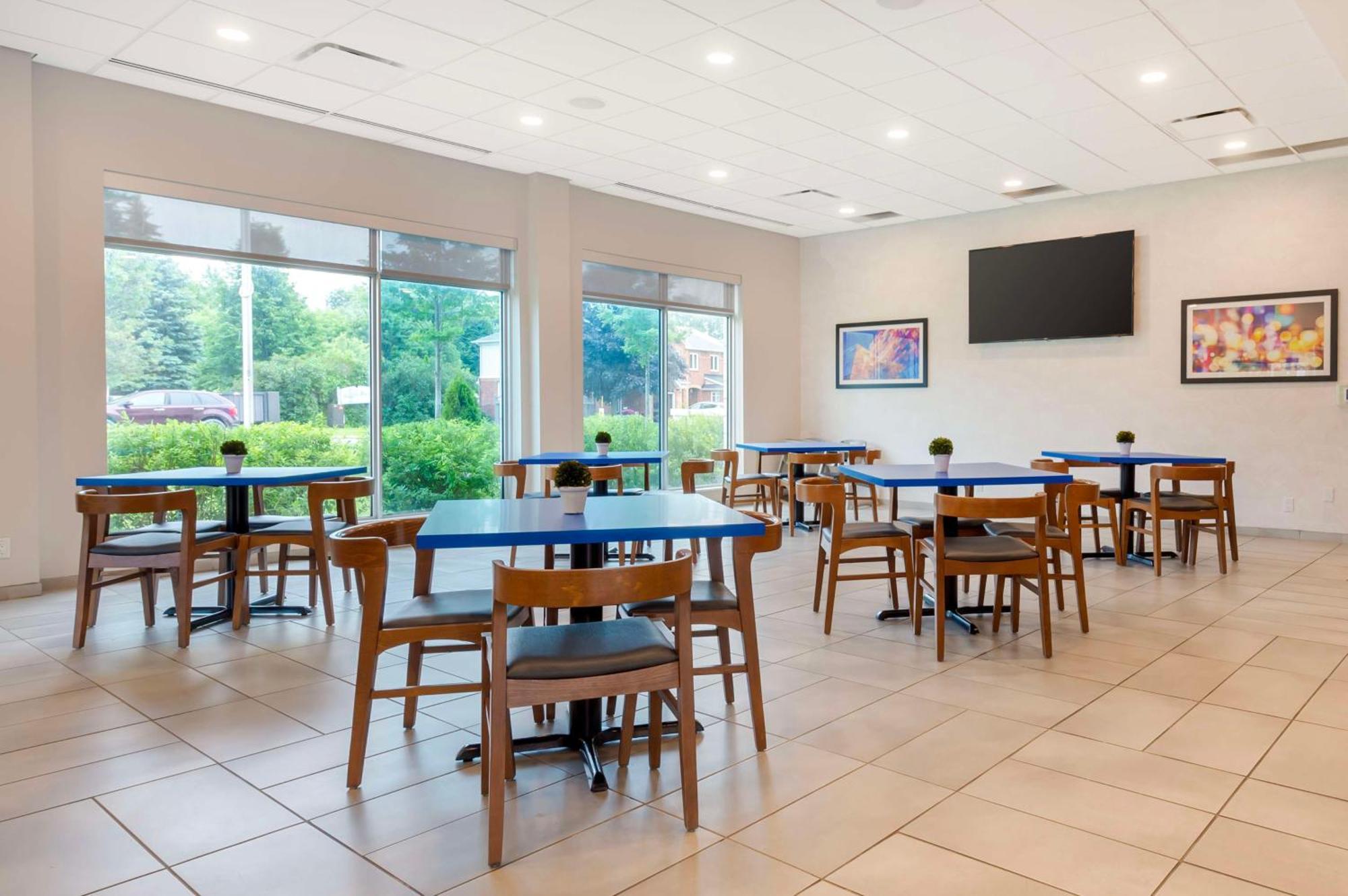 GLō Best Western Kanata Ottawa West Bagian luar foto