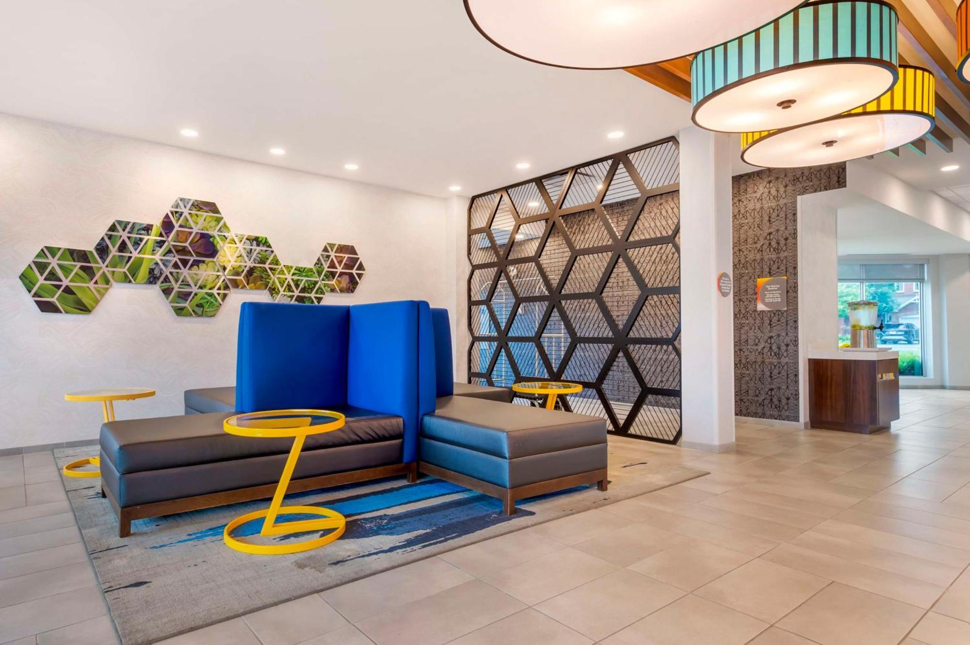 GLō Best Western Kanata Ottawa West Bagian luar foto
